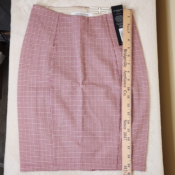 Liverpool Pencil Skirt Size 0/25 Petite Sweet Berry - Picture 5 of 13